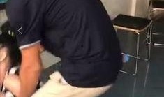 网友爆料男子被打视频,网友爆料视频引发热议